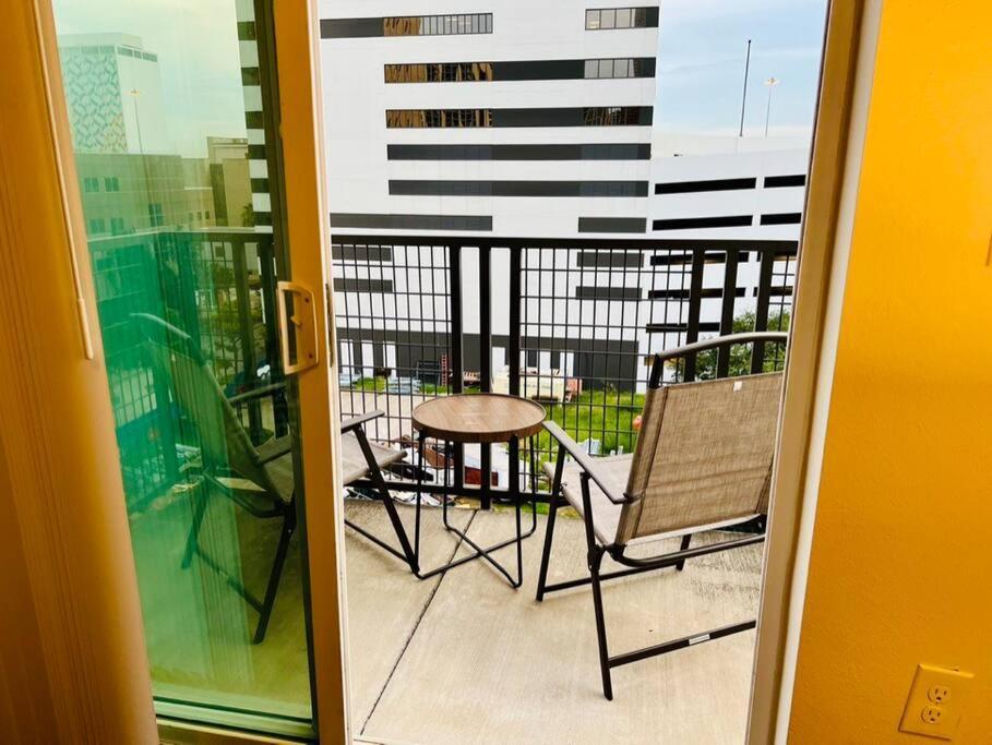 Apto 1 Bed - Kitchen - Free Parking Leilighet Houston Eksteriør bilde