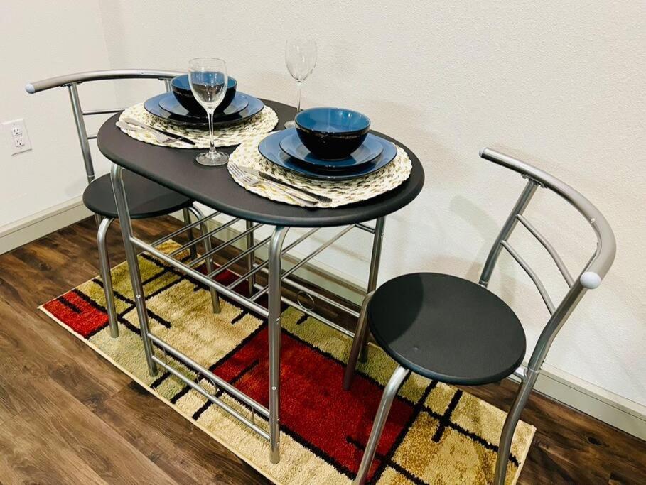 Apto 1 Bed - Kitchen - Free Parking Leilighet Houston Eksteriør bilde
